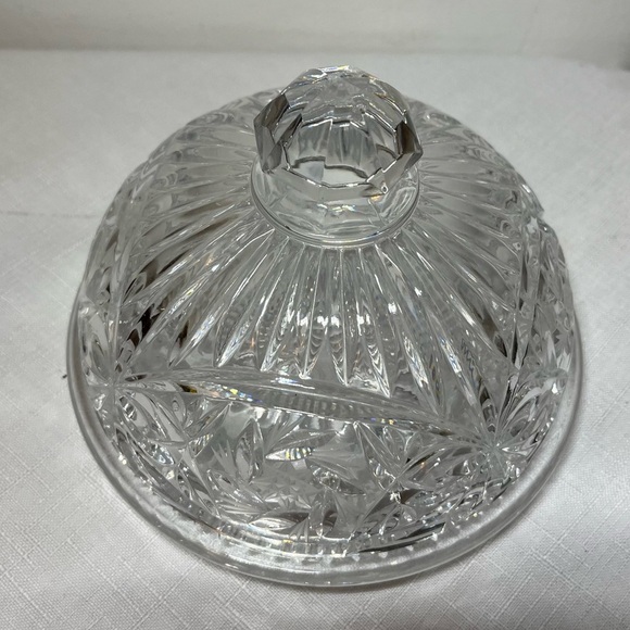 vintage crystal butter dish, American Cut Glass "Eleanor" collection, Pinwheel - Picture 3 of 7